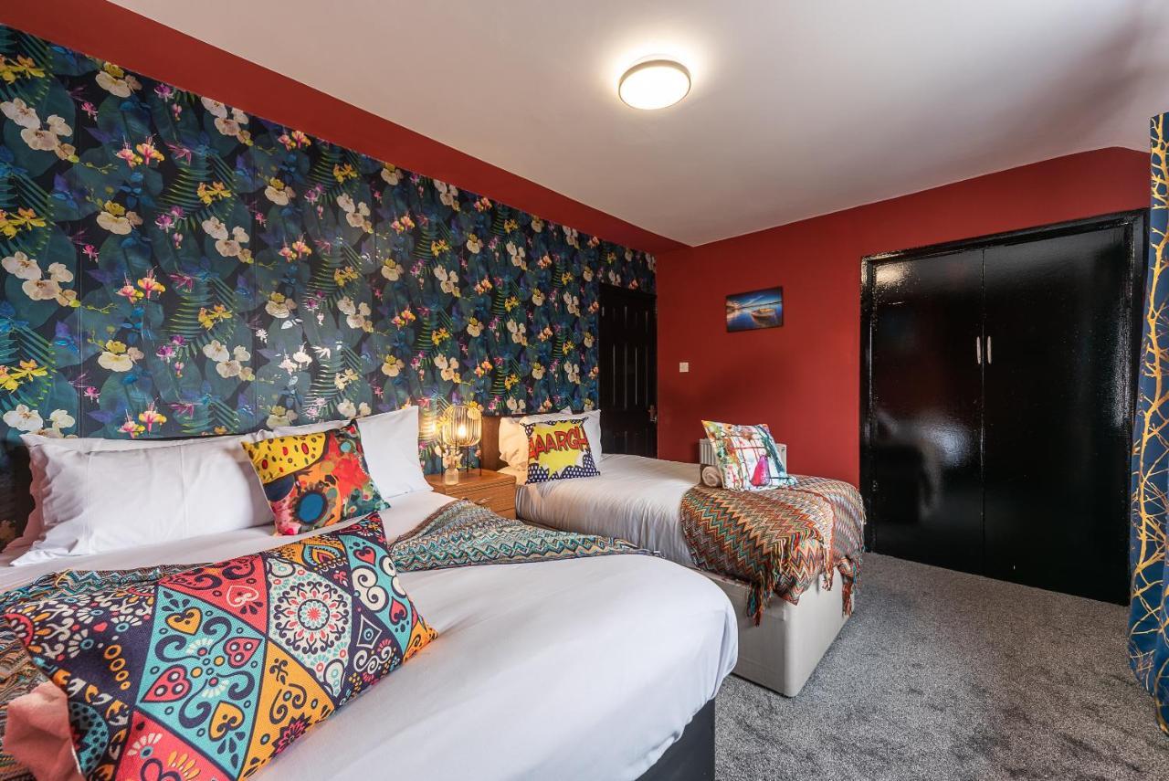 J'S Home Away From Home Fresh 2 Bedroom Garden Parking Kingston upon Hull ภายนอก รูปภาพ