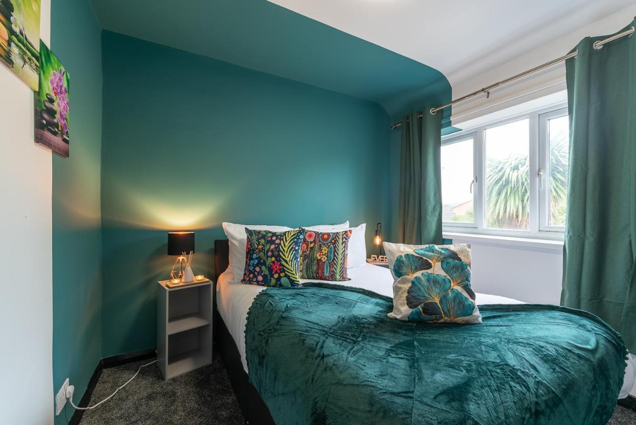 J'S Home Away From Home Fresh 2 Bedroom Garden Parking Kingston upon Hull ภายนอก รูปภาพ