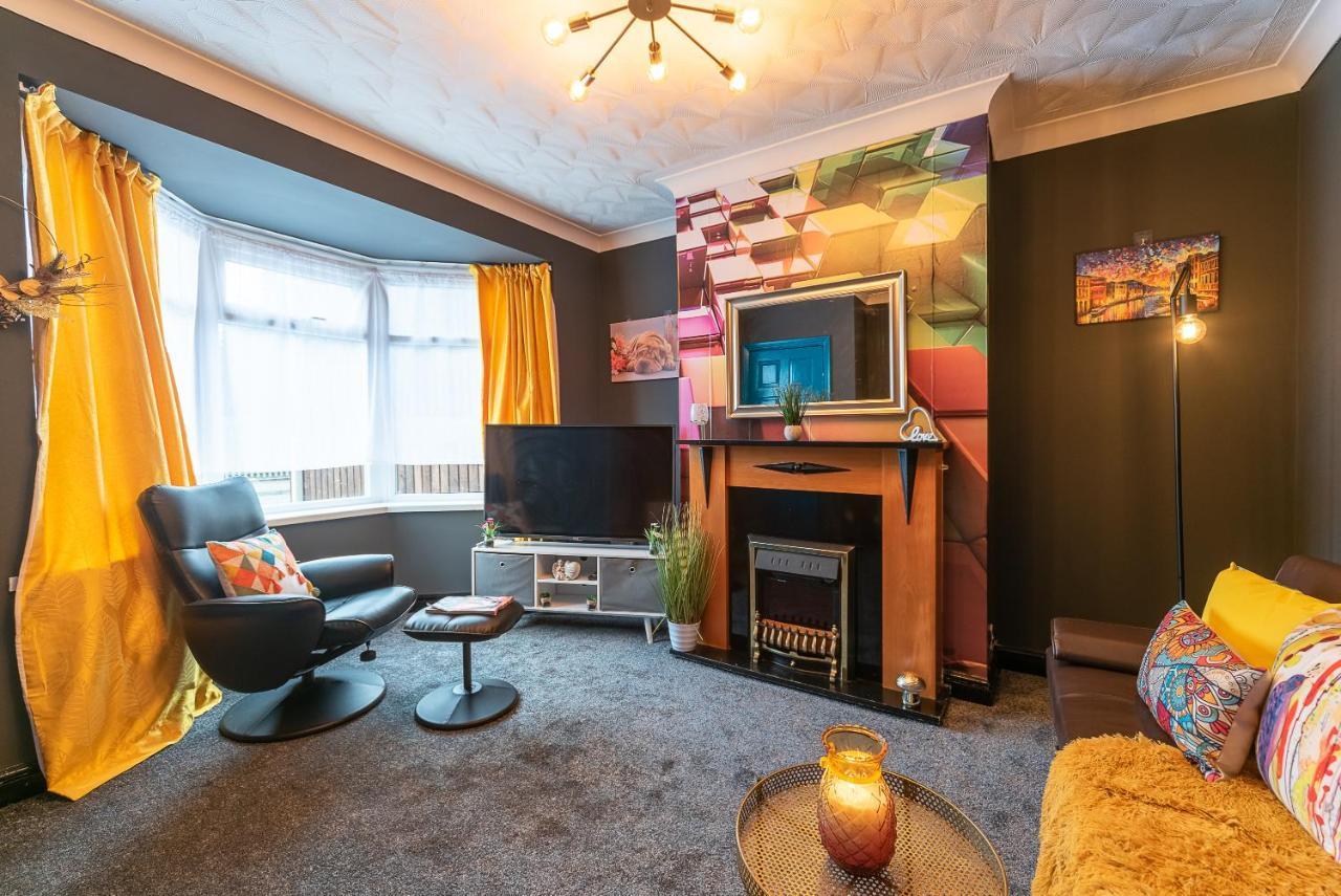 J'S Home Away From Home Fresh 2 Bedroom Garden Parking Kingston upon Hull ภายนอก รูปภาพ