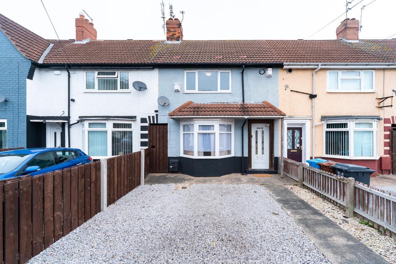 J'S Home Away From Home Fresh 2 Bedroom Garden Parking Kingston upon Hull ภายนอก รูปภาพ