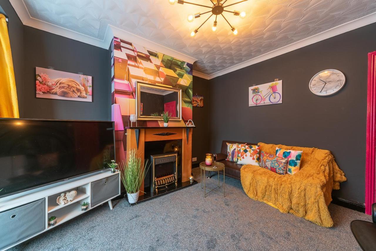 J'S Home Away From Home Fresh 2 Bedroom Garden Parking Kingston upon Hull ภายนอก รูปภาพ